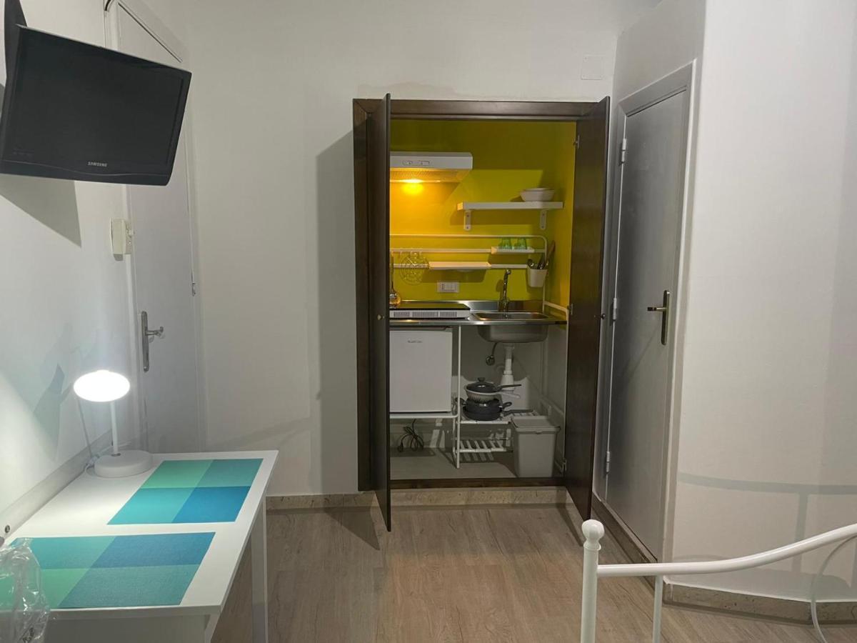 Double Room Private Bathroom