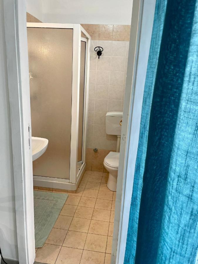 Triple Room Private Bathroom