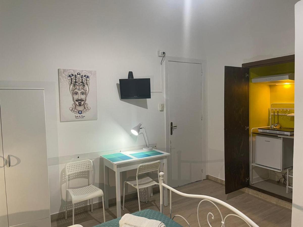 Double Room Private Bathroom