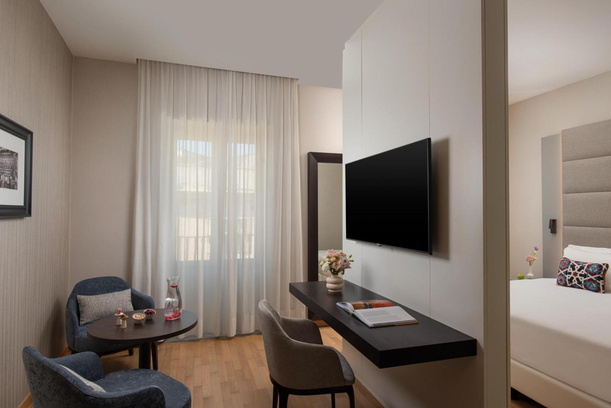 Premium XL Room