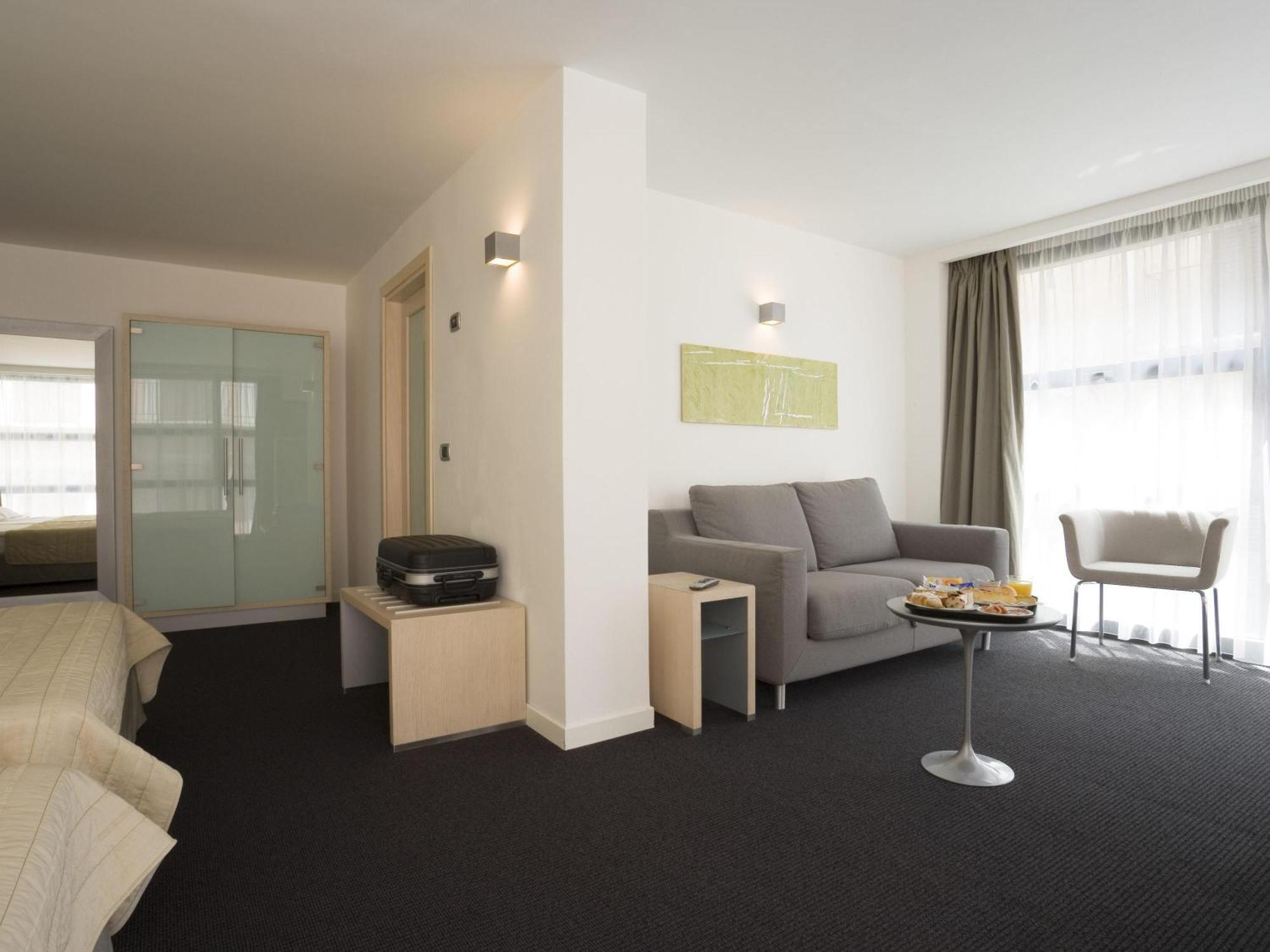 Superior Room 1 Double Bed 1 Single Bed