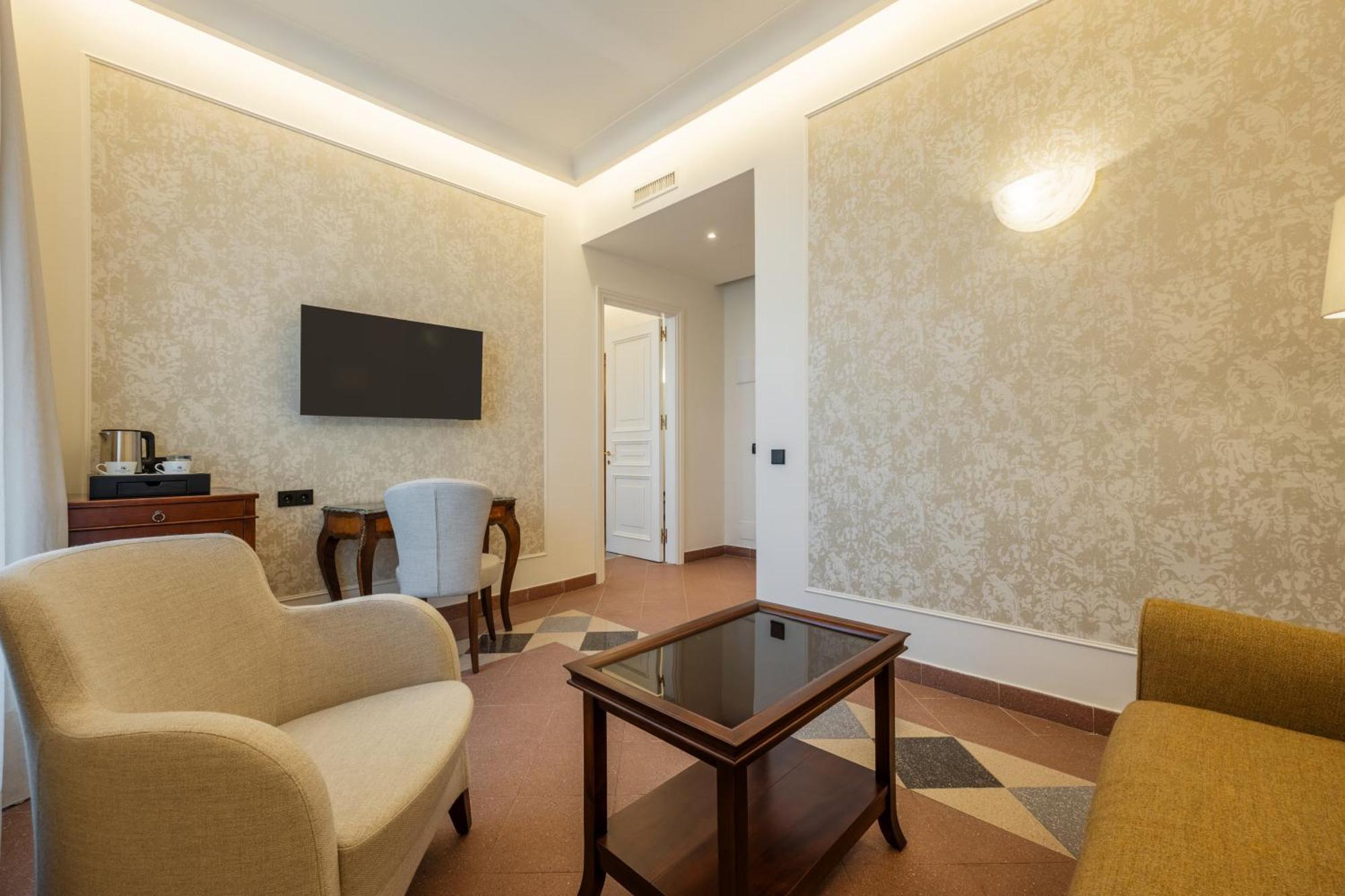 Family Room Terrace
