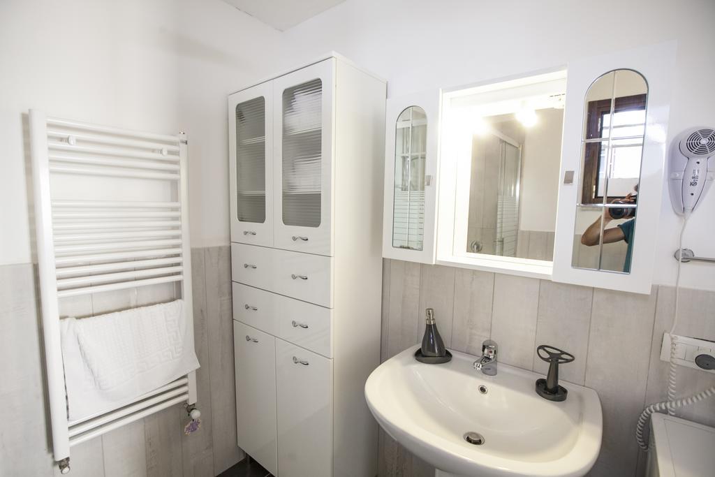 Apartment with Balcony,266615745:JPEG