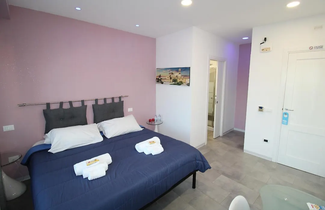 Ri.Mo'S Rent Room-1