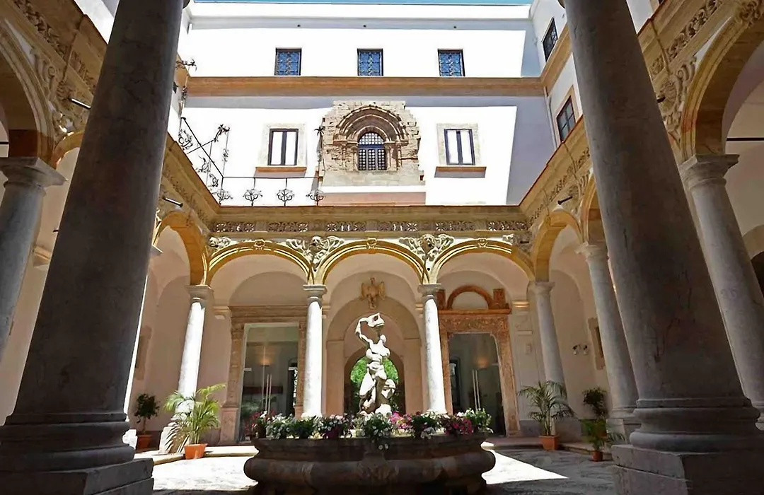 Giulio Cesare 14, Residence-1