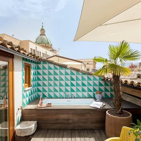 Sui Tetti di Balarm Boutique Rooms-3