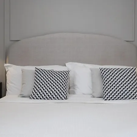 Casa Mo Room And Suite-2