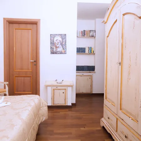 Stupor Mundi Bed And Breakfast-2
