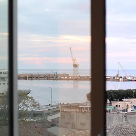 Seaview Apartments-2